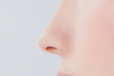 鼻の形成術